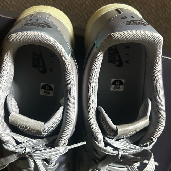 Air Force 1 size 11 Beautiful!!! - Picture 5 of 11